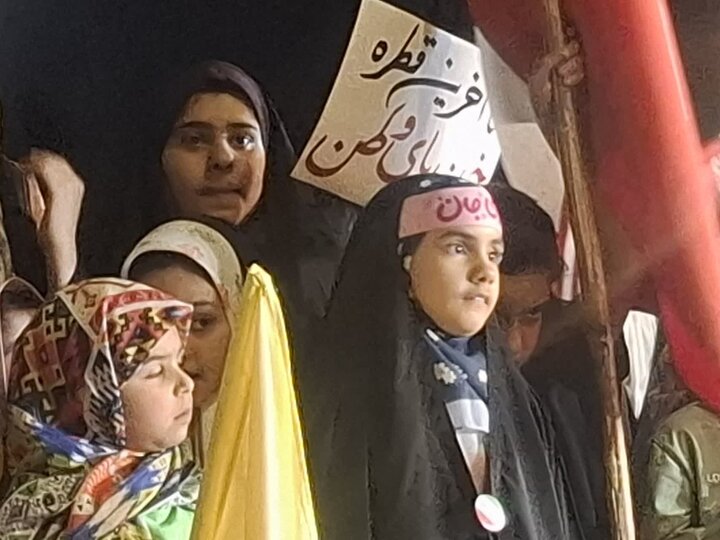 تصاویر/ جلوه ای از حضور آینده سازان و نونهالان کاشانی در نودمین  شب اجتماع