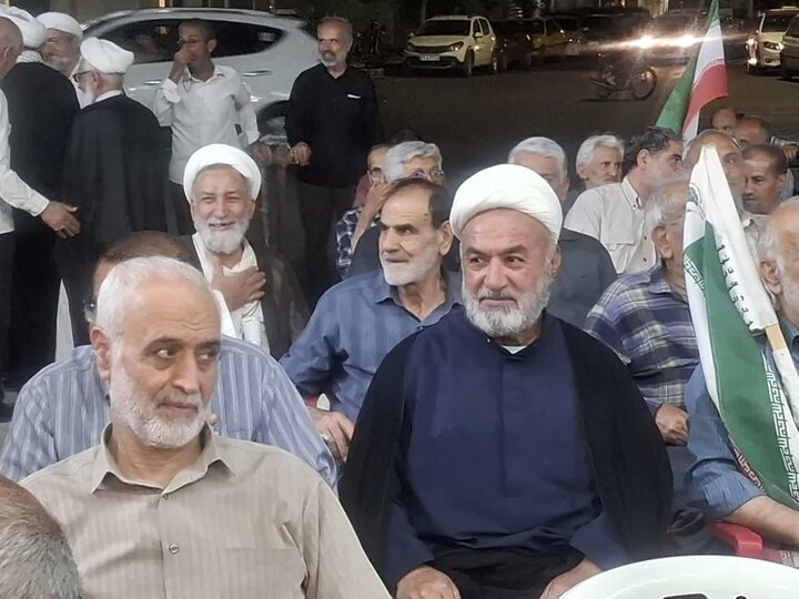 تصاویر/ نودمین شب اجتماع مردم کاشان در میدان پانزده خرداد