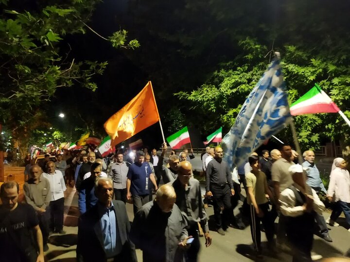 تصاویر| نودمین شب حماسه حضور نطنزی ها در خیابان‌ها و میدان‌های شهر