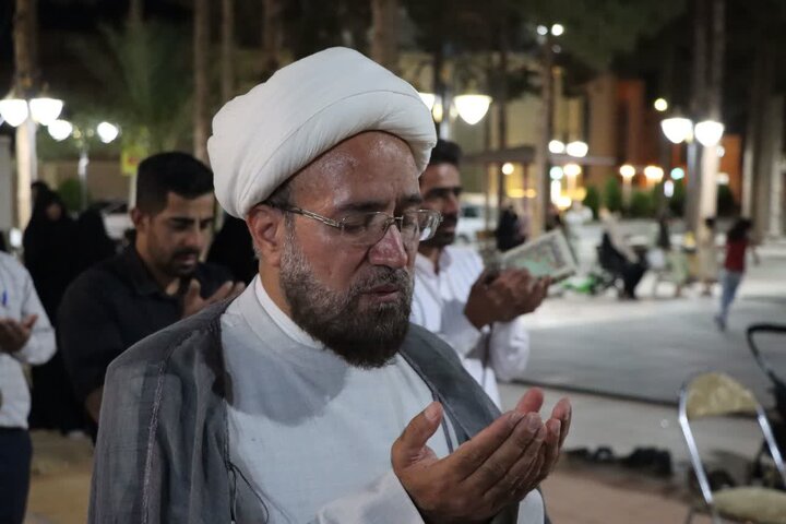 تصاویر/ برگزاری نماز استغاثه به امام زمان (عج) در میدان نماز شهرستان اشکذر