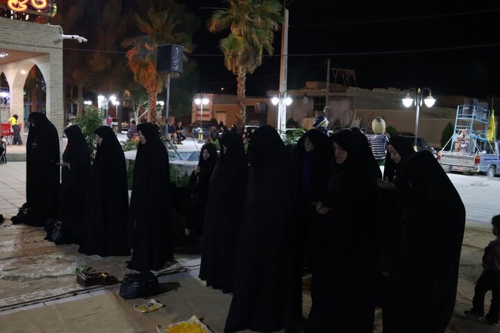 تصاویر/ برگزاری نماز استغاثه به امام زمان (عج) در میدان نماز شهرستان اشکذر