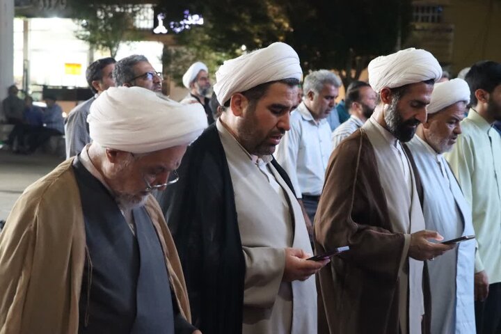 تصاویر/ برگزاری نماز استغاثه به امام زمان (عج) در میدان نماز شهرستان اشکذر