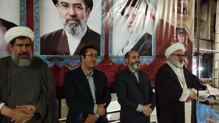 تصاویر/ قرار مردمی در حمایت از نظام اسلامی در میاندوآب در نودمین شب متوالی