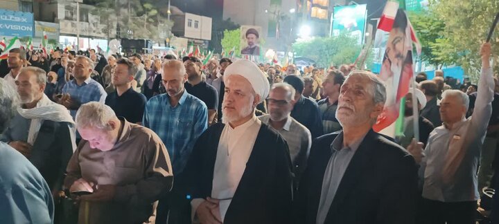 تصاویر/نودمین شب ایستادگی مردم ساوه در بیعت با رهبر انقلاب