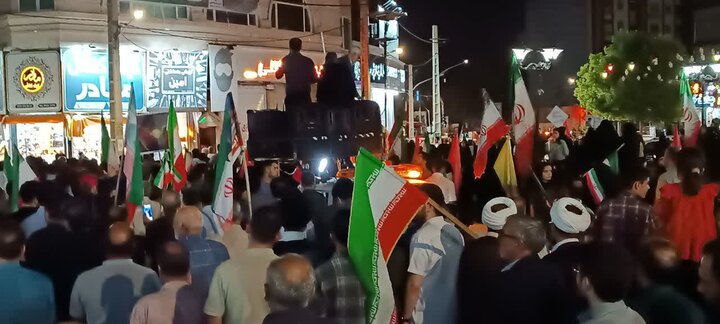 تصاویر/نودمین شب ایستادگی مردم ساوه در بیعت با رهبر انقلاب