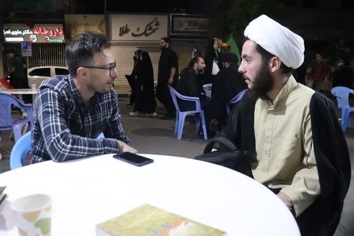 تصاویر/ استمرار فعالیت قرارگاه خدمت رسانی مدرسه علمیه قرآنی قائد شهید امام خامنه‌ای ارومیه