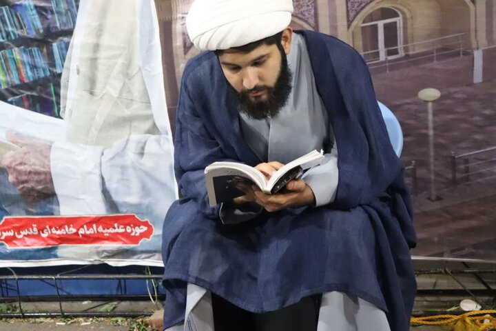 تصاویر/ استمرار فعالیت قرارگاه خدمت رسانی مدرسه علمیه قرآنی قائد شهید امام خامنه‌ای ارومیه