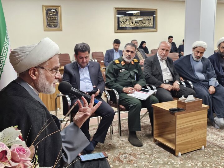 تصاویر/ برگزاری نشست ستاد هفته ولایت در کردستان