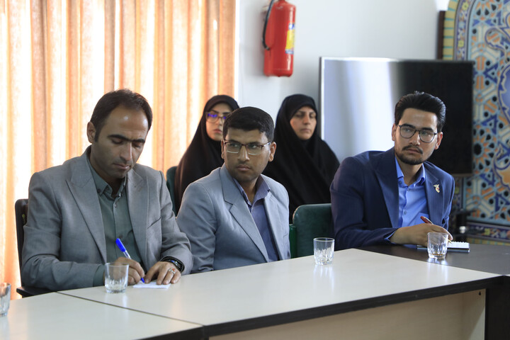 دست اندرکاران دومین اجلاسیه شهدای شهرستان سربیشه