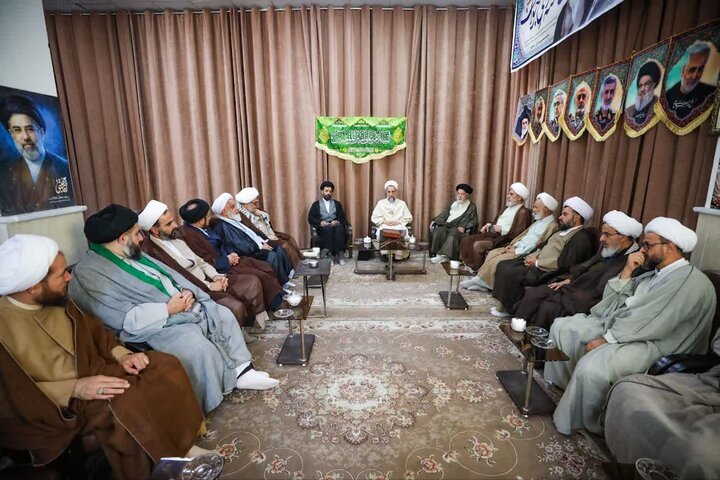 تصاویر / گردهمایی ائمه جمعه استان قزوین در دفتر امام جمعه شهر الوند