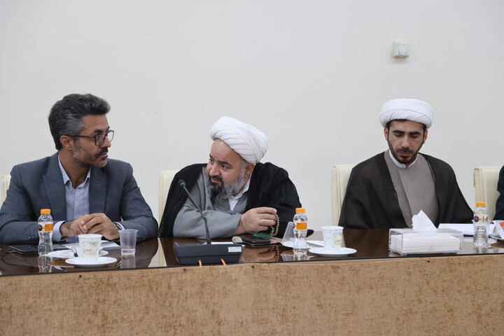 تصاویر / جلسه شورای اقامه نماز و سیاستگذاری مهدویت استان همدان