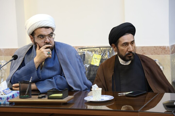 تصاویر/ جلسه ماهانه مبلغین شهرستان یزد برگزار شد