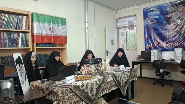 پایان‌نامه دانش‌آموخته مرکز نرجس خاتون(س) دفاع شد