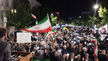 تصاویر/  نود و یک شب، نود و یک حماسه؛ تجدید بیعت مردم شهرستان میاندوآب با رهبری در شامگاه شنبه