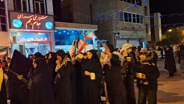 تصاویر/ قرار مردمی ترکمنچای در نودمین شب متوالی