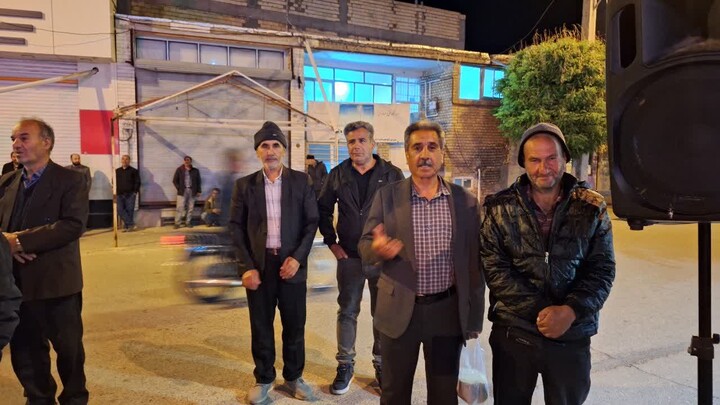 تصاویر/ قرار مردمی ترکمنچای در نودمین شب متوالی