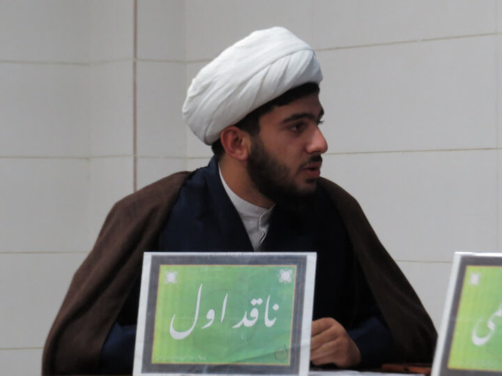 تصاویر/ جلسه علمی نقد مقاله در مدرسه علمیه امام خمینی (ره) خوی