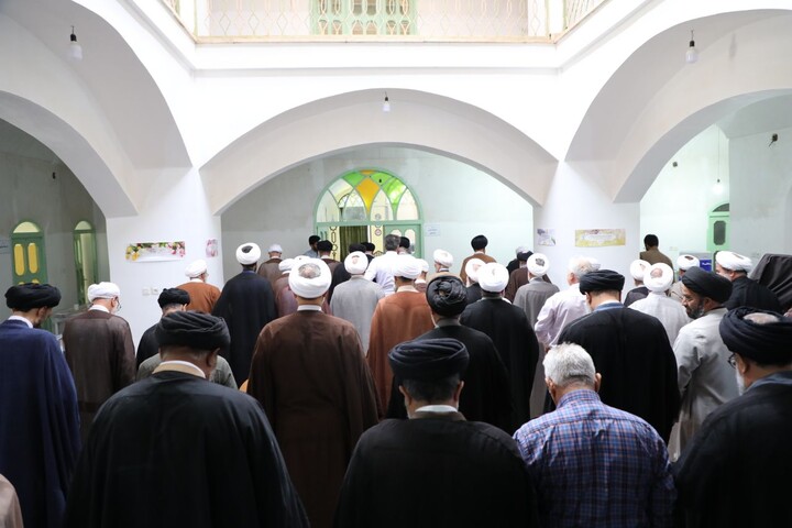 تصاویر/ گردهمایی ائمه جمعه در مدرسه علمیه شهید صدوقی طزرجان