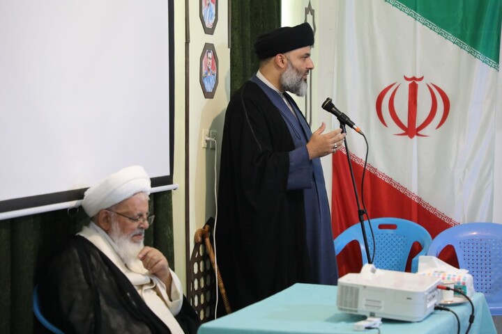 تصاویر/ گردهمایی ائمه جمعه در مدرسه علمیه شهید صدوقی طزرجان