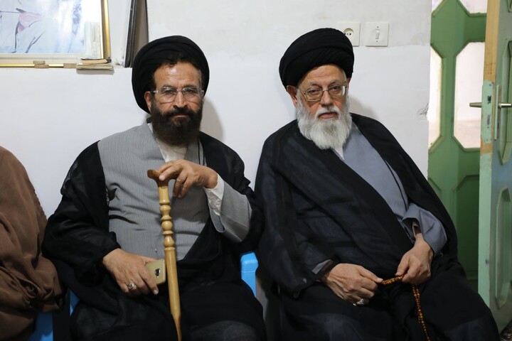 تصاویر/ گردهمایی ائمه جمعه در مدرسه علمیه شهید صدوقی طزرجان