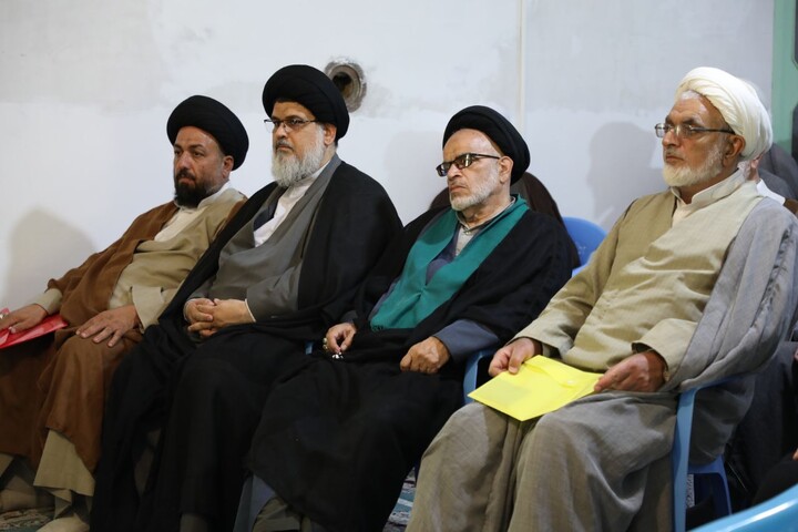 تصاویر/ گردهمایی ائمه جمعه در مدرسه علمیه شهید صدوقی طزرجان