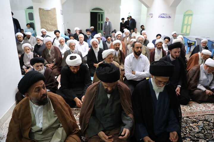 تصاویر/ گردهمایی ائمه جمعه در مدرسه علمیه شهید صدوقی طزرجان