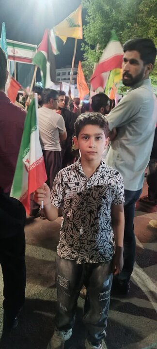 تصاویر/  شهرستان بوکان در نود و یکمین شب: شعارهای انقلابی و دست‌نوشته‌های ولایی در دفاع از نیروهای مسلح