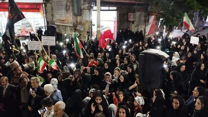 تصاویر/  نود و یک شب، نود و یک حماسه؛ تجدید بیعت مردم شهرستان میاندوآب با رهبری در شامگاه شنبه