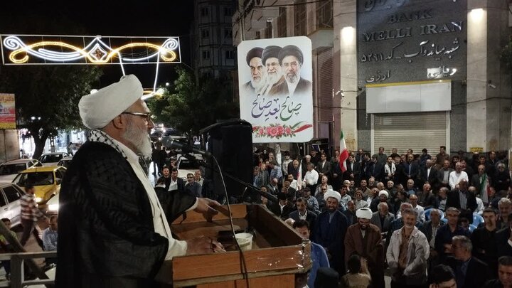تصاویر/  نود و یک شب، نود و یک حماسه؛ تجدید بیعت مردم شهرستان میاندوآب با رهبری در شامگاه شنبه