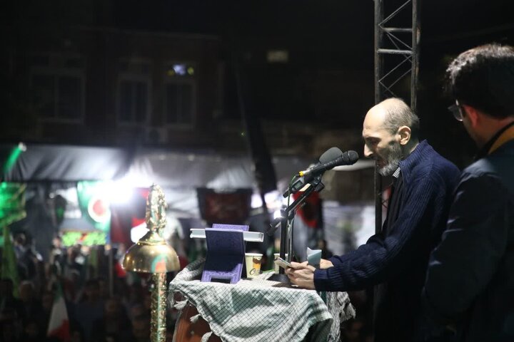 تصاویر/ نود و یکمین شب از قرار شبانه،تبلور حماسه حضور و ایستادگی مردم ولایتمدار و غیور ارومیه در میدان ولایت فقیه