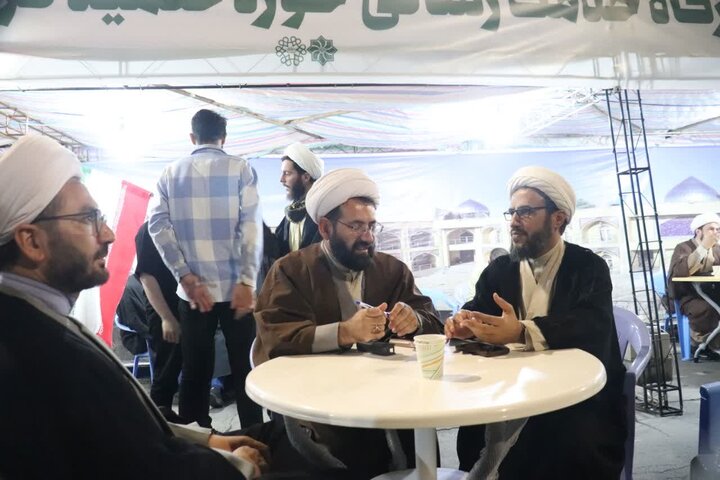 تصاویر/ استمرار خدمت رسانی موکب مدرسه علمیه قرآنی قائد شهید امام خامنه‌ای ارومیه