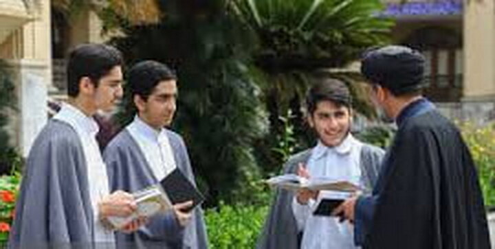 تسهیل فرآیند مصاحبه‌های پذیرش طلاب