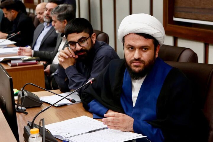 تصاویر/ نشست کمیسیون توسعه فعالیت‌های تبلیغی و ترویجی قرآن کریم