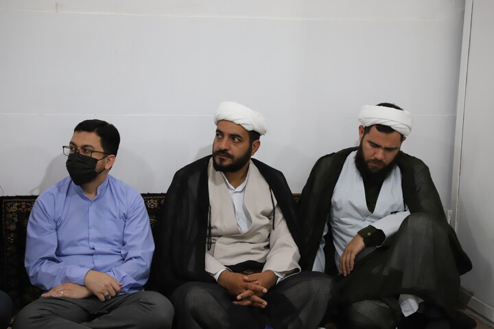 تصاویر/نشست مبلغین هجرت و امین شهرستان بیجار با حضور مدیر حوزه علمیه کردستان
