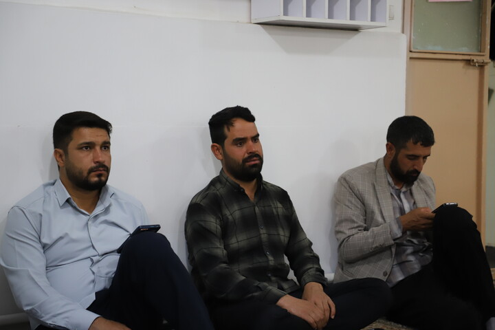 تصاویر/نشست مبلغین هجرت و امین شهرستان بیجار با حضور مدیر حوزه علمیه کردستان