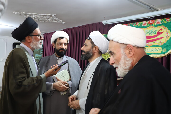 تصاویر/نشست مبلغین هجرت و امین شهرستان بیجار با حضور مدیر حوزه علمیه کردستان