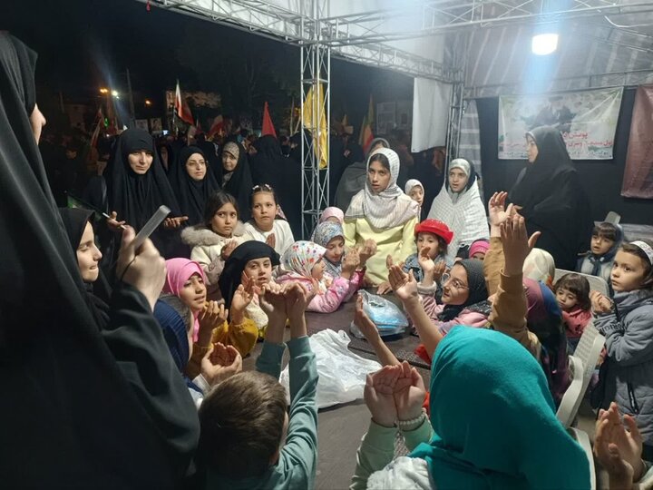 تصاویر/فعالیت‌های فرهنگی و تبلیغی مدارس علمیه خواهران استان کردستان در تجمعات شبانه