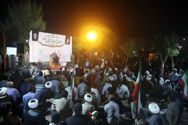 تصاویر/  تجمع مردمی بیعت با رهبر انقلاب اسلامی