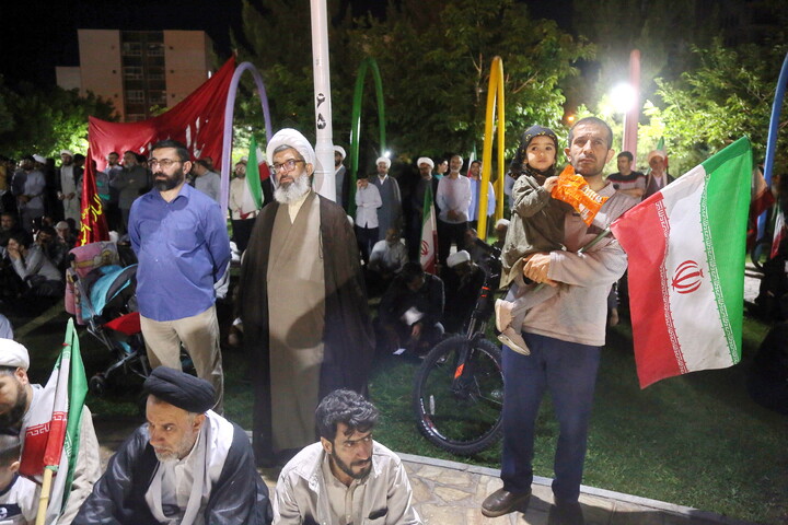 تصاویر/  تجمع مردمی بیعت با رهبر انقلاب اسلامی