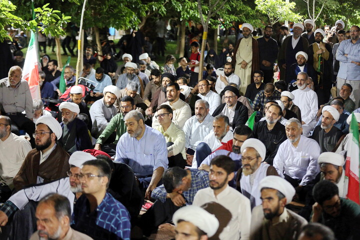 تصاویر/  تجمع مردمی بیعت با رهبر انقلاب اسلامی