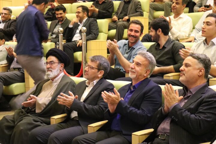 تصاویر/اختتامیه بیست‌ونهمین جشنواره قرآن و عترت در خمین