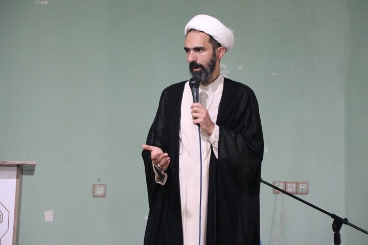 تصاویر/برگزاری دوره مثل خمینی برای طلاب مدارس علمیه استان هرمزگان