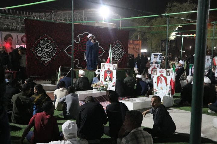 تصاویر/برگزاری دوره مثل خمینی برای طلاب مدارس علمیه استان هرمزگان
