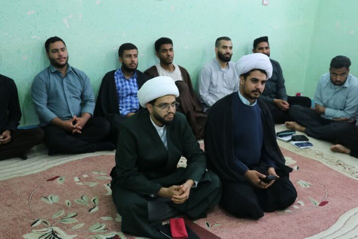 تصاویر/برگزاری دوره مثل خمینی برای طلاب مدارس علمیه استان هرمزگان