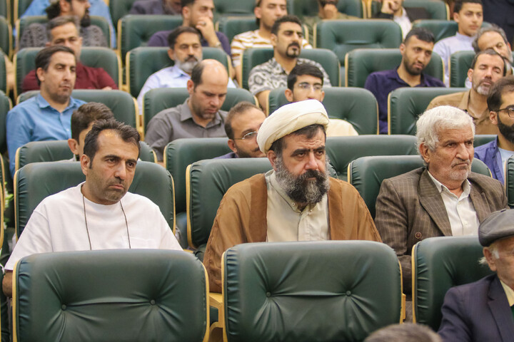 تصاویر/ هجدهمین نشست شاعرانه "مدح امیر"