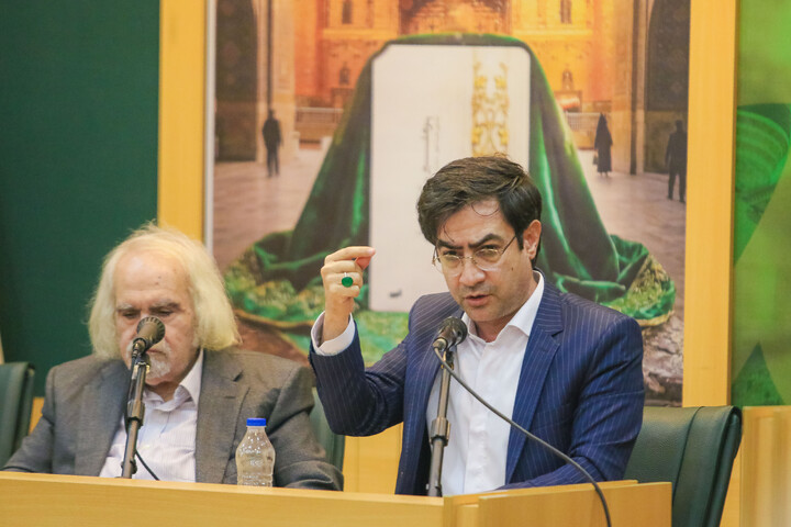 تصاویر/ هجدهمین نشست شاعرانه "مدح امیر"
