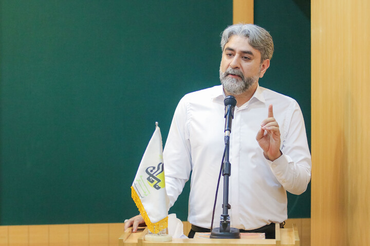تصاویر/ هجدهمین نشست شاعرانه "مدح امیر"