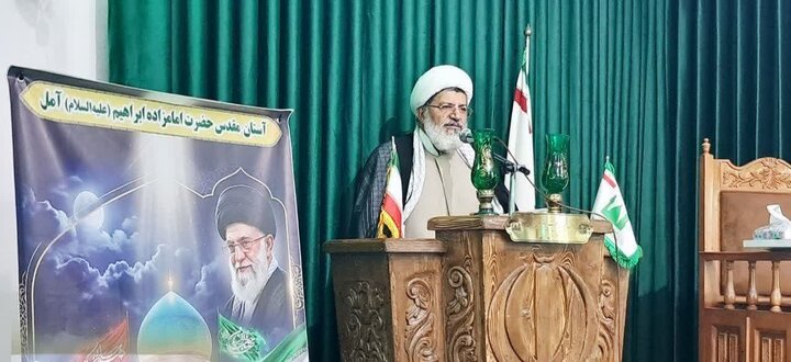 تصاویر/ حضور نماینده ولی فقیه در سازمان انتظامی کشور در بقعه متبرکه امامزاده ابراهیم (ع) آمل
