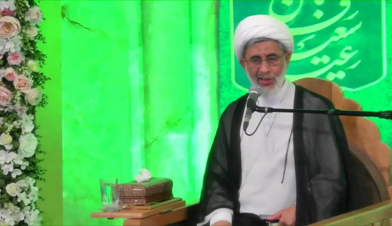 وحدت، از مهم‌ترین نیازهای جامعه اسلامی است/ تفرقه، از بزرگ‌ترین عذاب‌های الهی برای امت اسلامی است