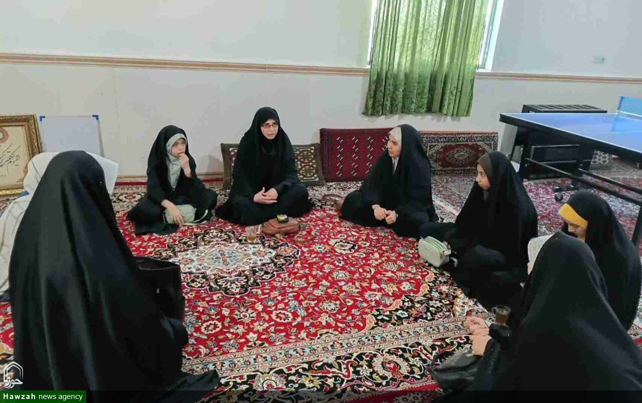 اعتماد دانش‌آموزان زمینه تحول و رشد آنان را فراهم می‌کند